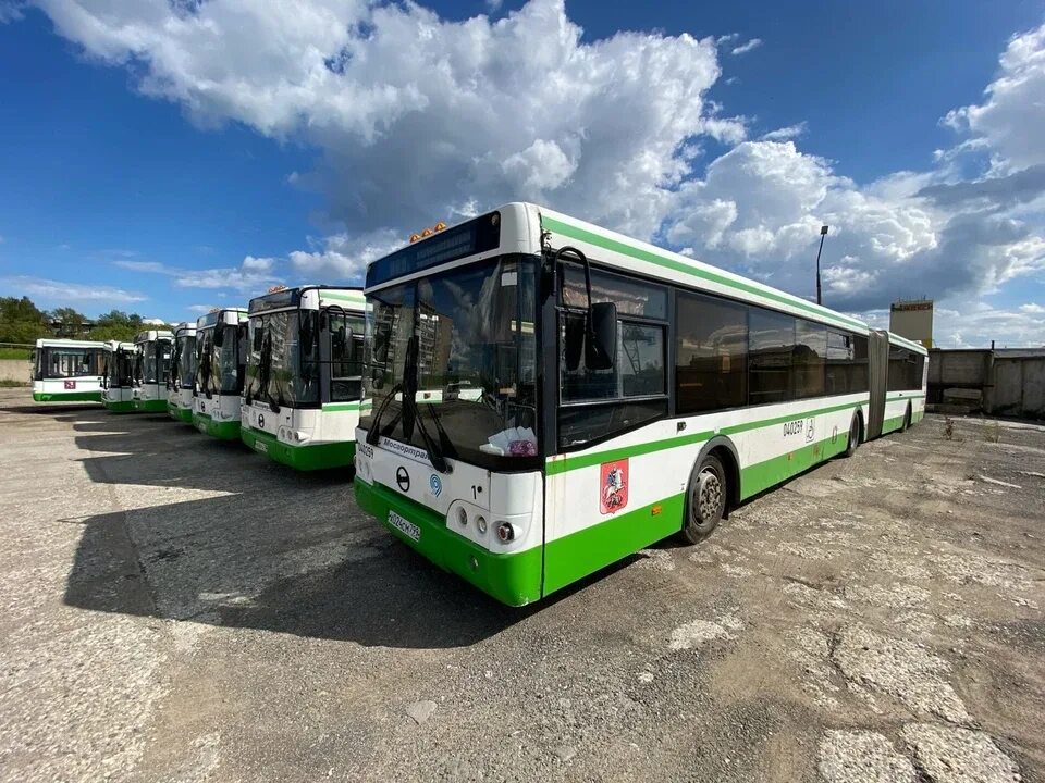 Автобусы онлайн череповец фото В Череповце в салоне автобуса упала пассажирка ГородЧе
