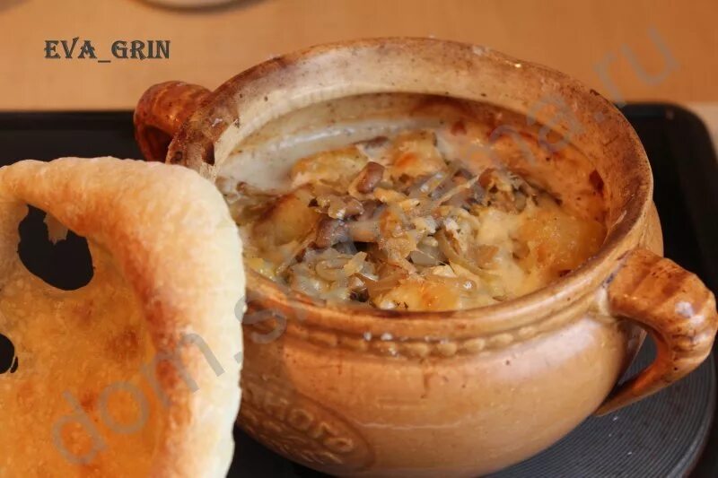 тушить в горшочках в микроволновке. чанахи на кеци. еда в горшочках в микроволновке. грузинская кухня чанахи. жаркое в горшочках.