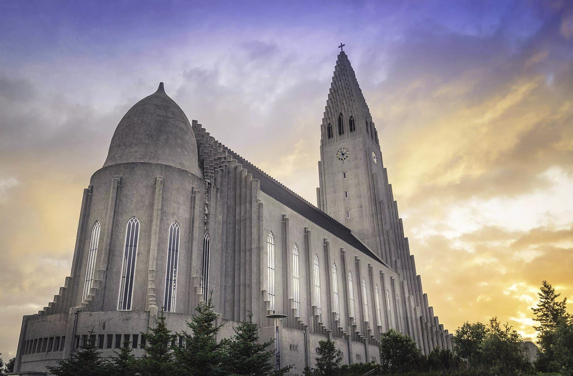 Самые высокие соборы храмы. Ульмский мюнстер. Кёльн, германия. Ульмский мюнстер. Самый большой собор в россии церковь.