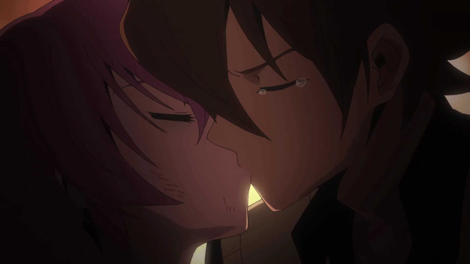 Смерть майн. Убийца акаме поцелуй. Тацуми и майн поцелуй. Акаме поцелуй.