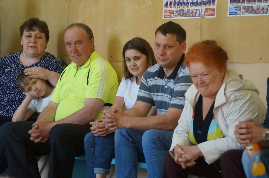 Подслушано бакал новости бакала. Подслушано бакал. Пожар в бакале. Трудоустройство бакалы. Новости г бакал.