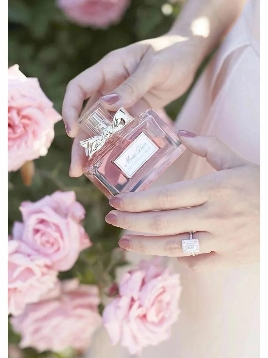 pink pearls and perfume Perfume, Pink, Pearls