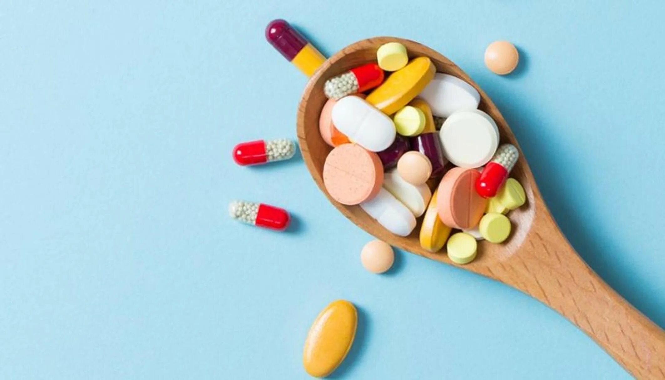 Art vitamins. Антибиотики пищевые добавки. Антибиотики и витамины. Фон для презентации таблетки. Multivitamin.