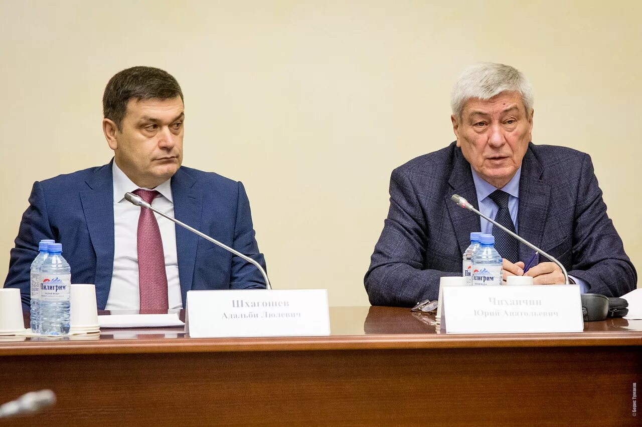 Курмаев юрий эрнстович росфинмониторинг. Симферополь аппарат полномочного представителя президента рф. Чиханчин юрий анатольевич росфинмониторинг. Росфинмониторинг сзфо. Молодёжный совет росфинмониторинга.