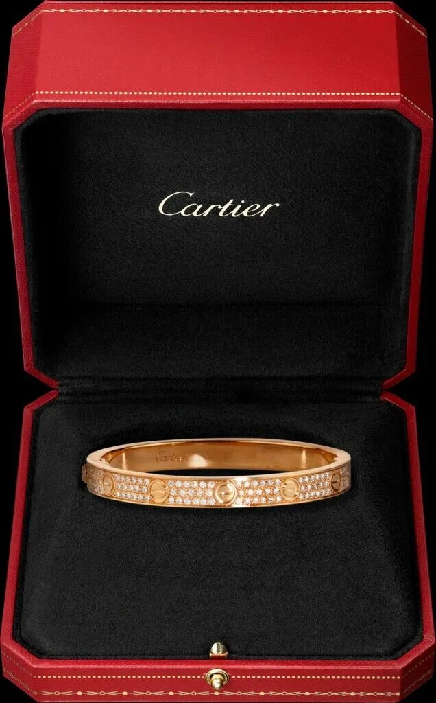 Картье ювелирные украшения. Cartier site. Бутик cartier, гум. Cartier site. Золотой браслет картье.