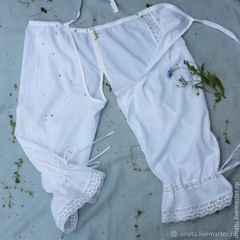 Панталоны с рюшами. Попыхи купить. Попыхи что это. Панталоны 19 века. Кружевные панталоны 19 век.