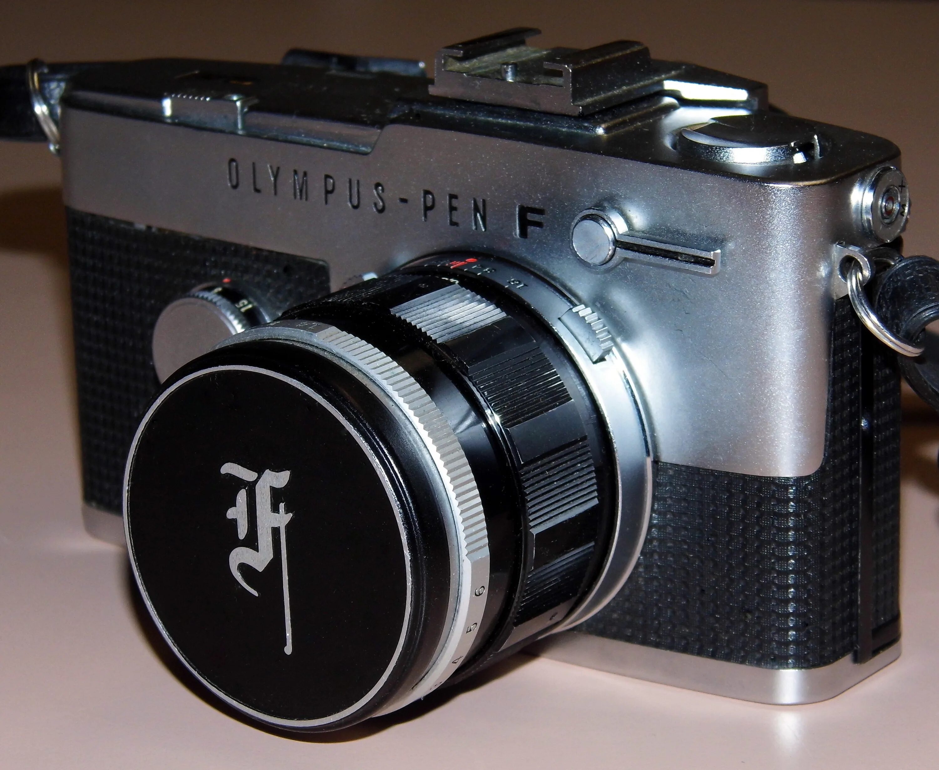 Olympus Pen пленочный. Olympus Camera Pen f. Olympus Pen f ручка. Olympus Pen-f Получехол. Pen f