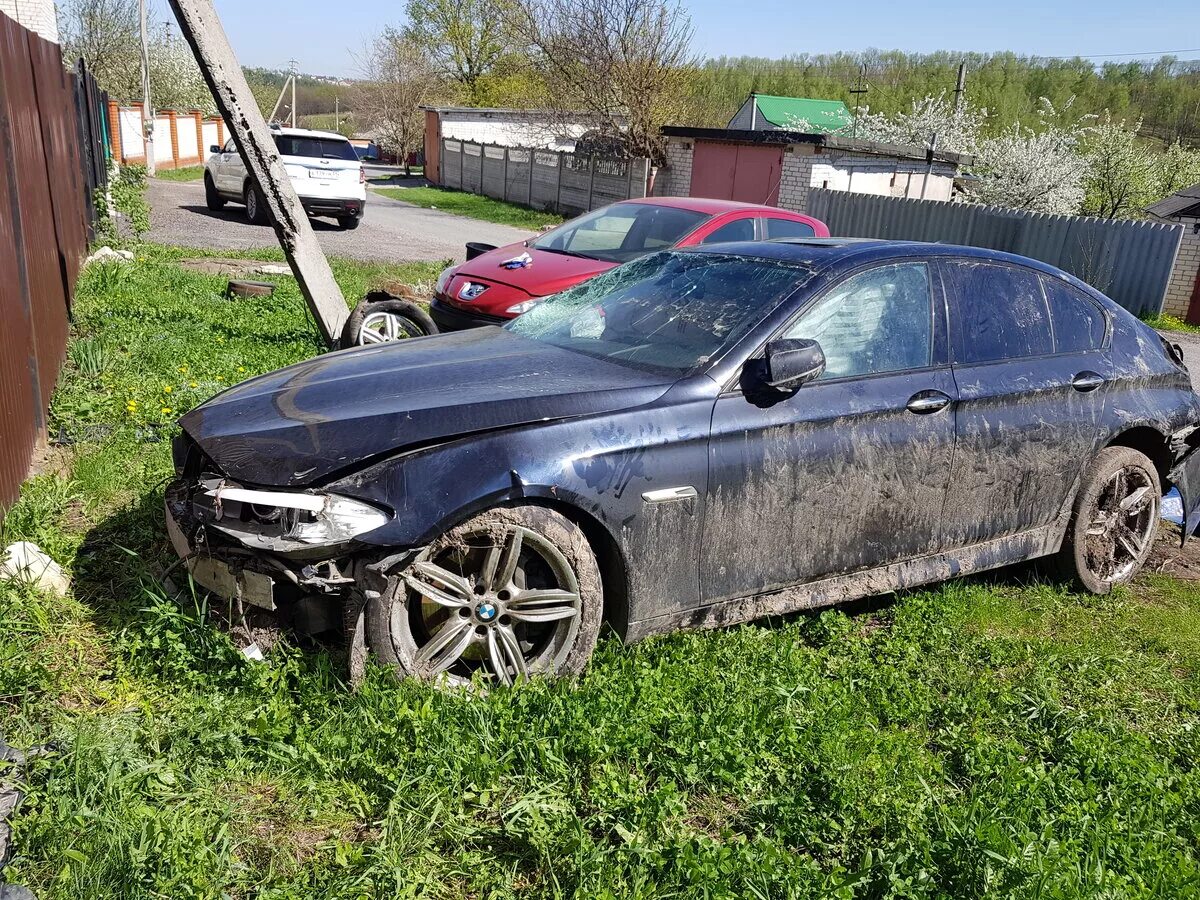 бмв м5 федора смолова. разбитая bmw m5 f90.