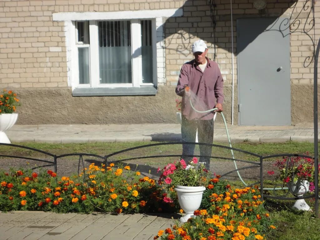 Некрасовский дом-интернат для престарелых и инвалидов официальный. Некрасовский дом интернат ярославская область. Дом престарелых череповец. Заволжский дом-интернат для престарелых и инвалидов кострома. Некрасовский дом интернат престарелых.