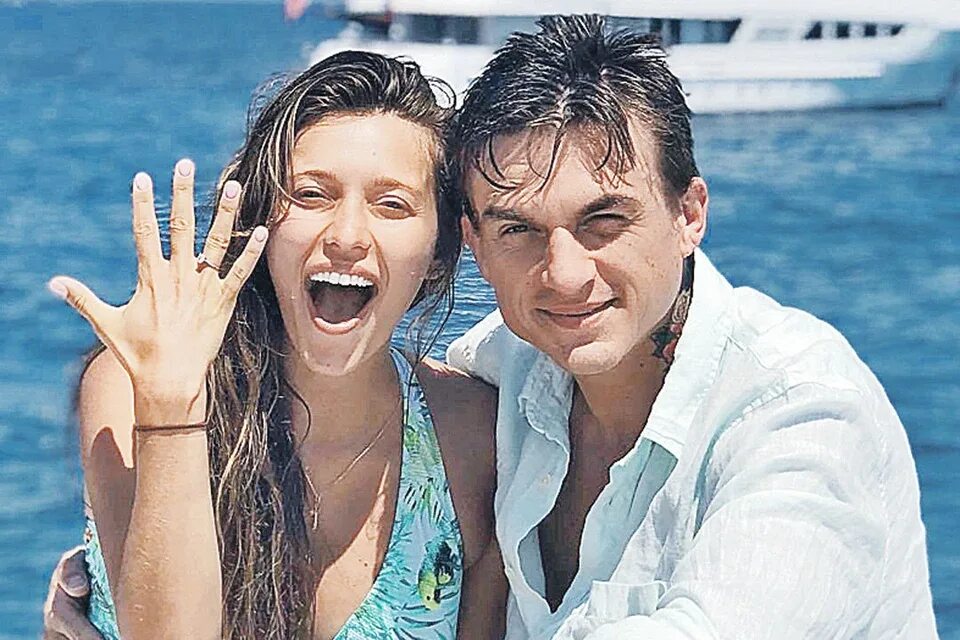 Ольга дроздова певцова 2020. Певцов женится. Певцов женится. Мария и матвей свадьба. Жена певцова дмитрия дроздова.