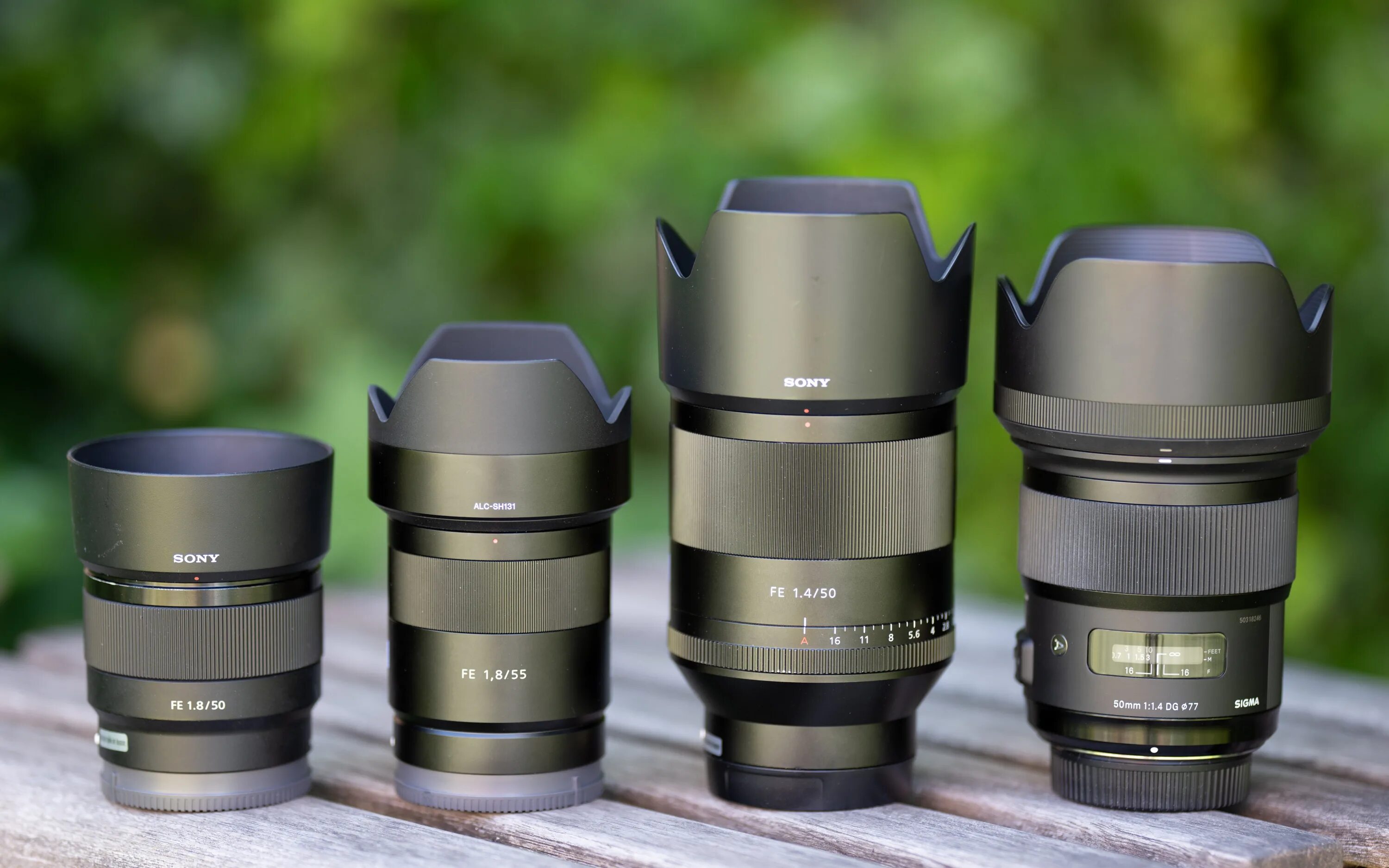3 e (sel-55210). Объектив zeiss touit 2. Sony fe 35mm 1. 8/12 x-mount. Sony 70–300mm f/4.