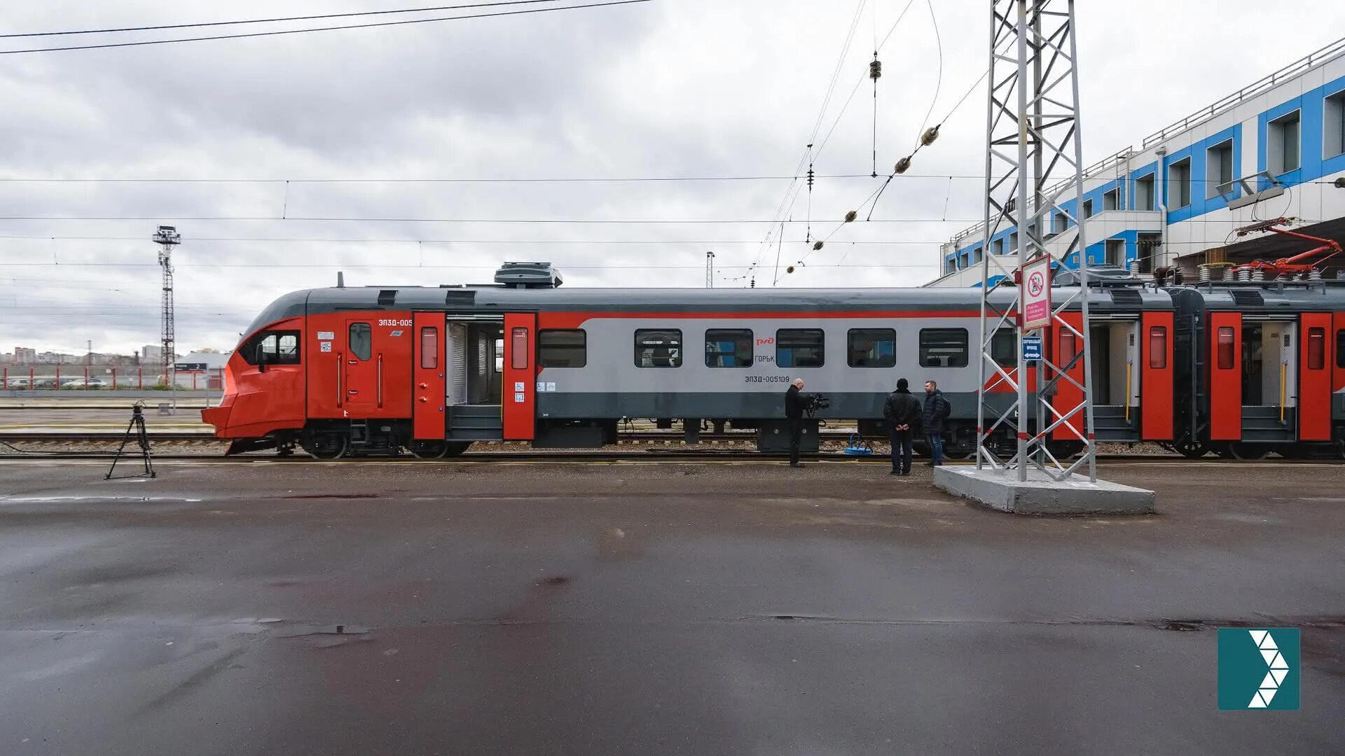 Ржд киров телефон. Эп3д электропоезд Киров. Электричка Киров. Новая электричка Киров. Эп3д.