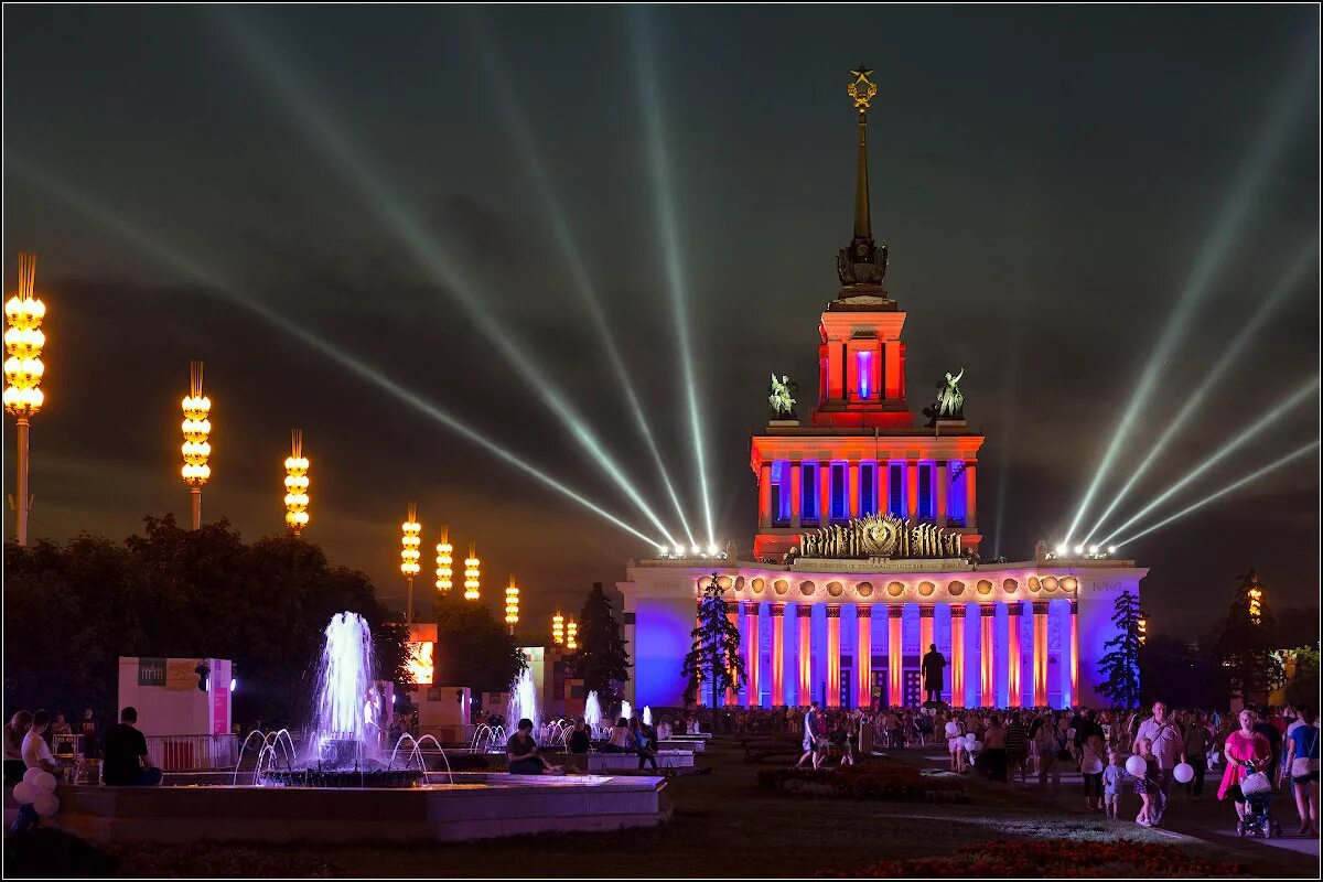 foto-tula.ru - ФотоТула. Олег Боков. Ночь. ВДНХ. Сочельник.