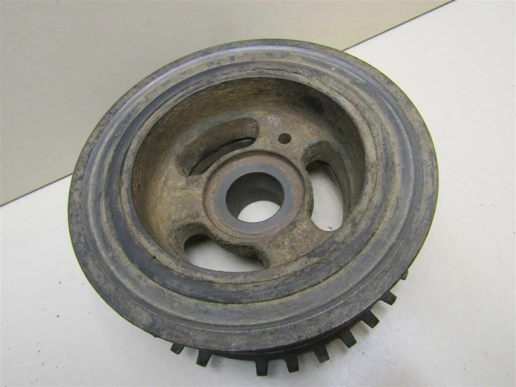 Шкив коленвала форд фокус 2 1. Шкив коленвала форд фокус. 0 шкив коленвала. Ford focus 2 шкив коленвала. Шкив коленвала форд фокус 2 1.