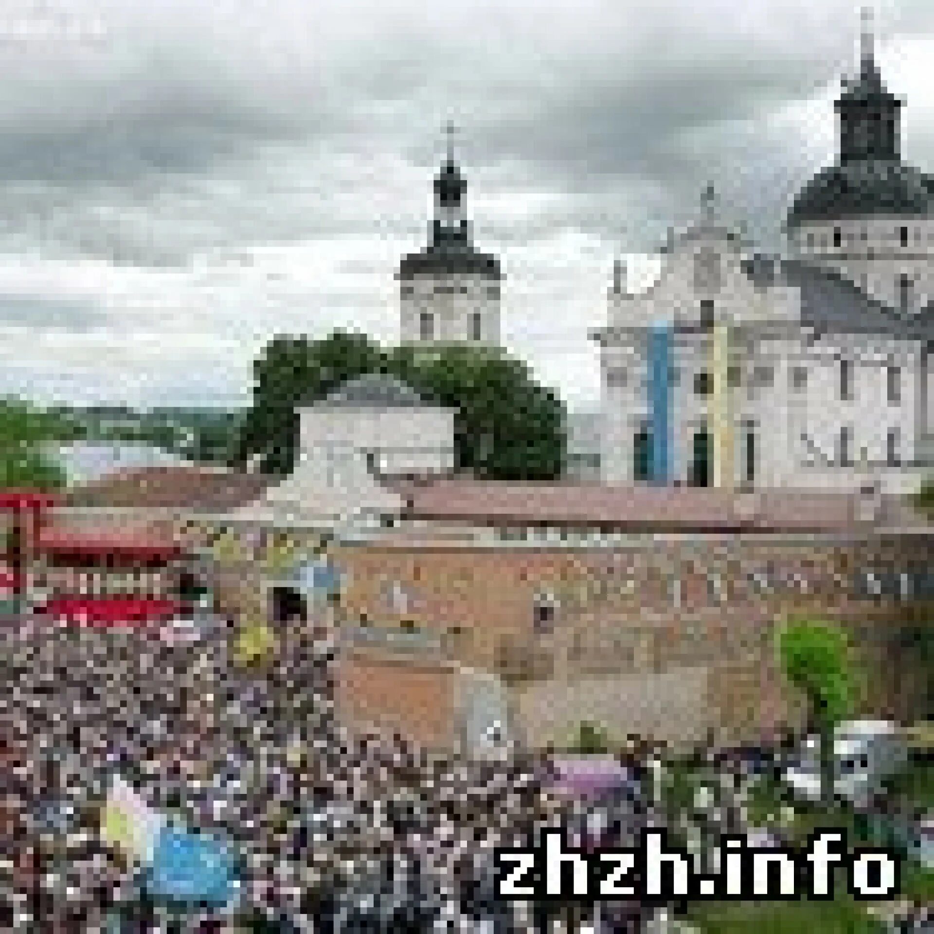 Аналогичный случай был в городе бердичеве. Г бердичев. бердичев фото. костел босых кармелитов в бердичеве.