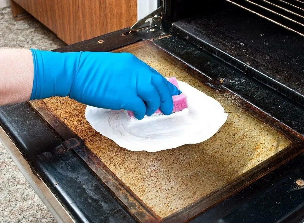 Как отчистить духовку внутри от застарелого
