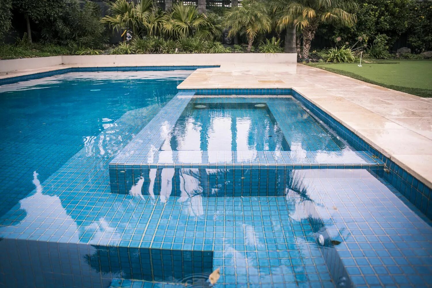 Pool out