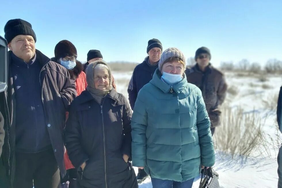 Погода жадовка саратовская область дергачевский район. Поселок Мирный Дергачевский район. Село Антоновка Саратовской области Дергачевский район. Поселок Мирный Дергачевский район Саратовская область. Дергачевский район село зерновой.