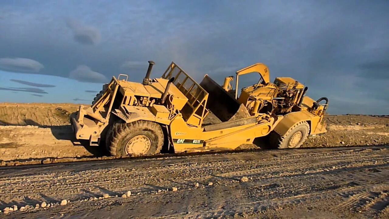 Скрепер Катерпиллер. Caterpillar 657g. Скрепер Caterpillar 623g. Скрепер Caterpillar ts225. Скрейпер