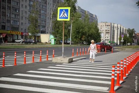 Пешеходов на участках дороги