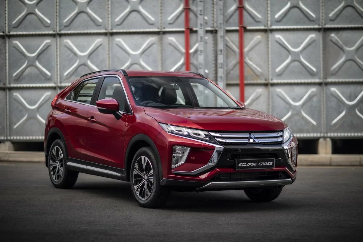 Mitsubishi eclipse cross 2019. Митсубиси эклипс 2019. Митсубиси еклипс крос 2019. Mitsubishi eclipse cross 1. Митсубиси эклипс кроссовер 2019.
