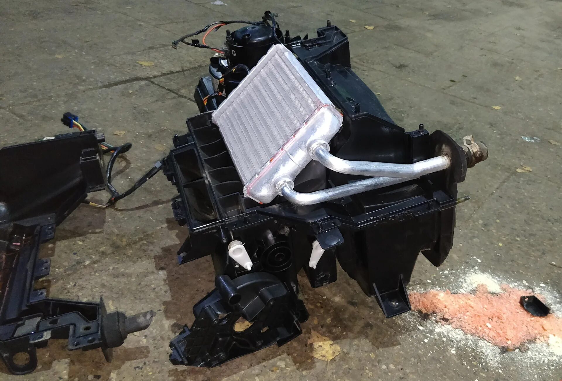 Торпеда без печки. Печка торпеда. Впуск печки fiesta 2009. Печка торпеда. Печь торпедо.