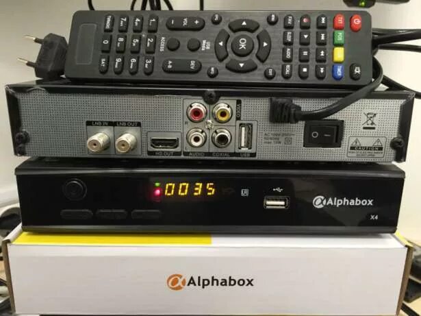 Альфабокс. Пульт альфабокс. Ресивер alphabox s2. Alphabox 22 пульт. Тюнер т2 hd yasin tv.
