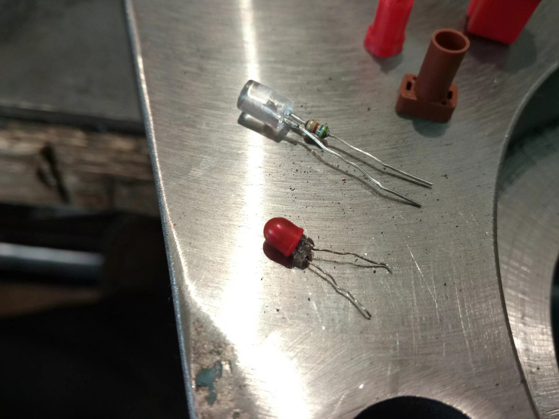 Лампочка подсветки горит. Лампочка подсветки акпп ниссан жук артикул. Лампы подсветки номера kia spectra. Лампочки подсветки кнопок тойота королла е150. Лампочка подсветки горит.