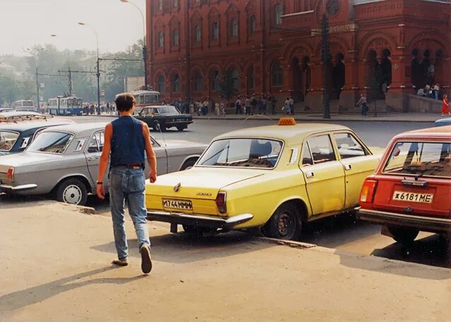 Последние мгновения СССР на уникальных фотографиях польского журналиста Архитект