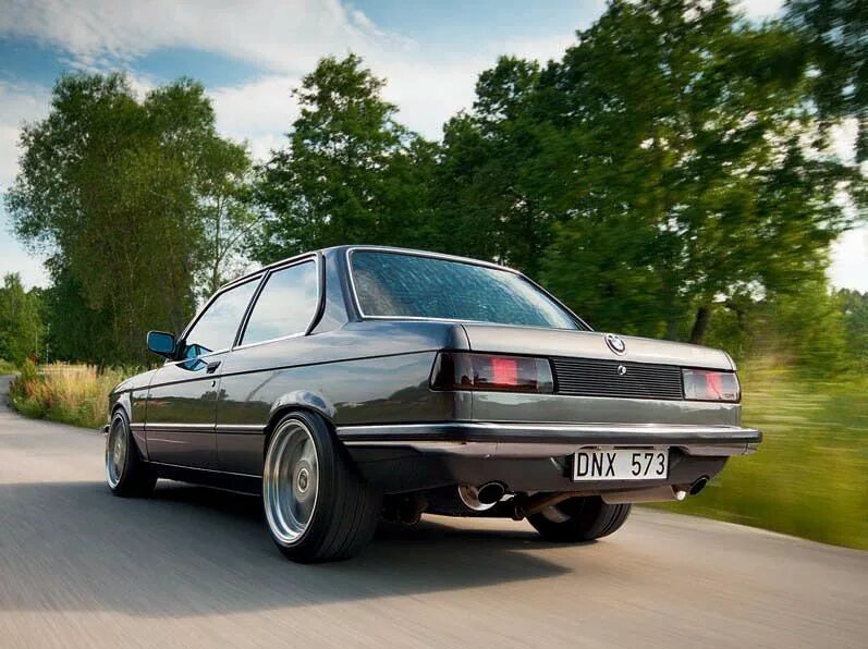 BMW e21. BMW e21 Sport. БМВ е21 купе. BMW e21 купе. Бмв 21 купить