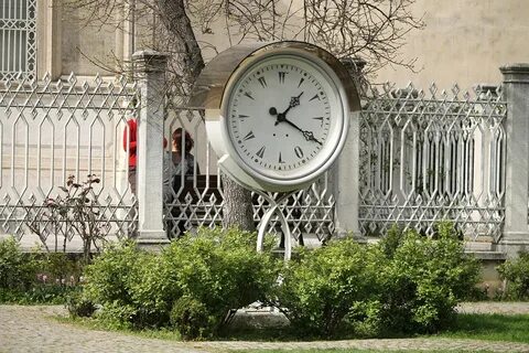 Часы в стамбуле
