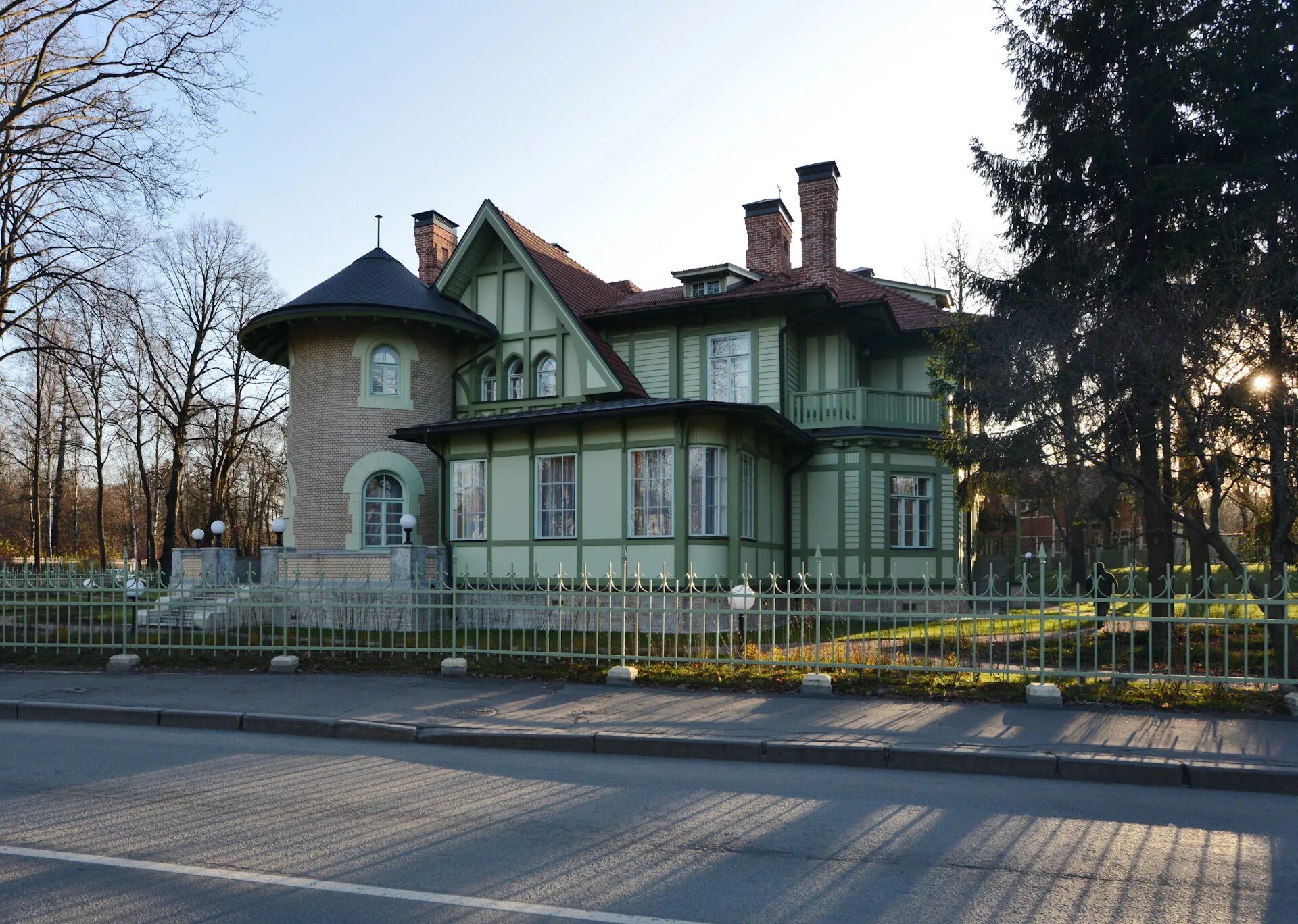 Каменный остров в Санкт-Петербурге. Дом Бехтерева на Каменном острове. Дача Мельцера на Каменном острове. Каменный остров Сертолово. Каменный остров дома