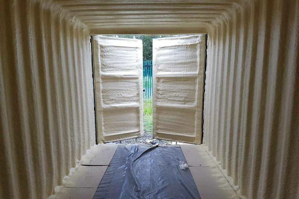 Утепленный контейнер 20 футов. Утеплитель для контейнера. Контейнер 40 футовый утепленный пеной ппу. Морской контейнер утепленный. Утеплитель вагончика.