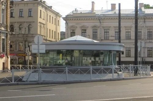 Спортивная 2 где. Спортивная-2 метро. Спортивная 2 СПБ. М спортивная Санкт-Петербург. Метро спортивная набережная Макарова.