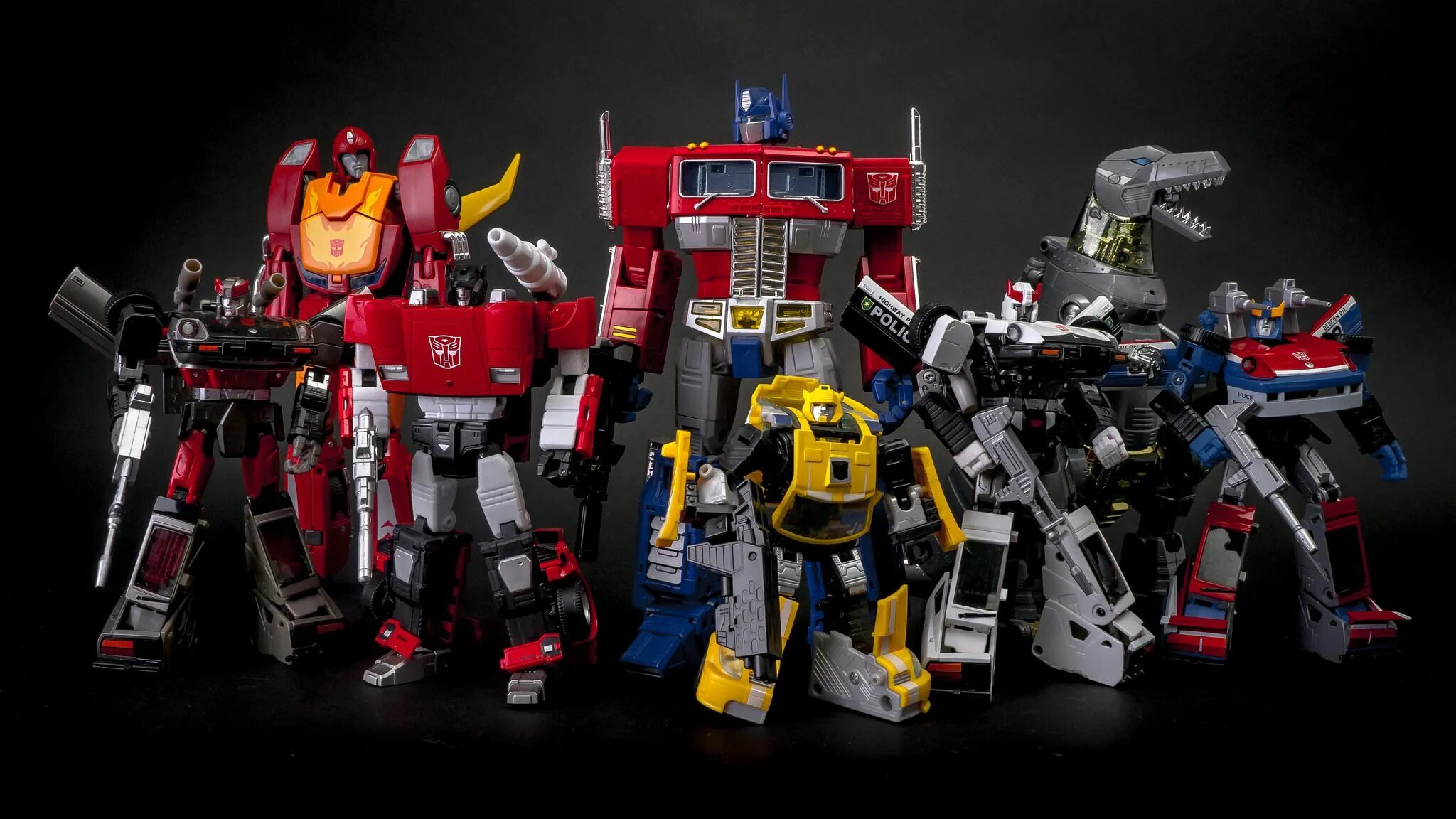 Мастерпис одежда. Transformers g1 optimus prime. g1 transformers toy 1983. optimus prime g1 toy. трансформеры мастерпис игрушки.