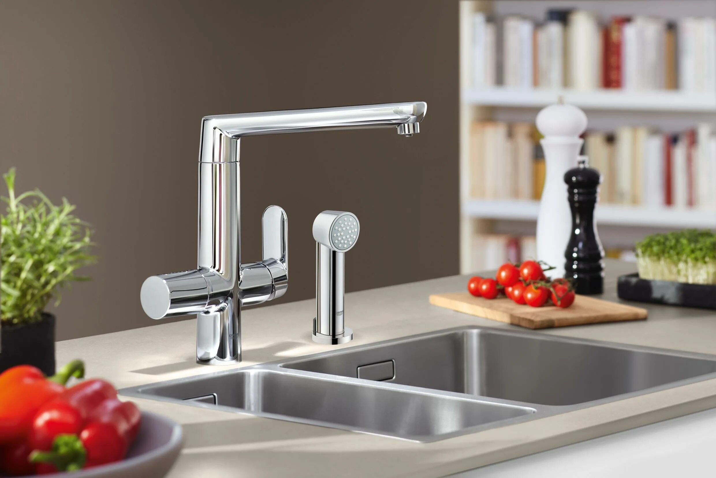 Смеситель для кухонной раковины. Смеситель для кухни Grohe k7. Кран Грое для кухни. Белые краны для кухни Грое. Grohe Blue k7 (фильтрация, l-излив) (31344001).