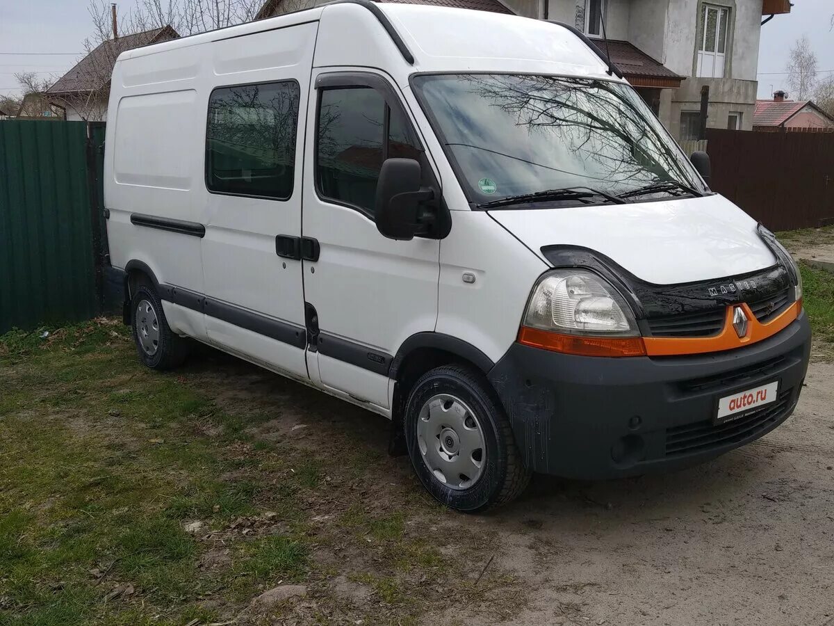 Куплю рено б у в москве. Renault Master 2008. Рено мастер минивэн. Рено мастер 2002 белый. Рено мастер белый.