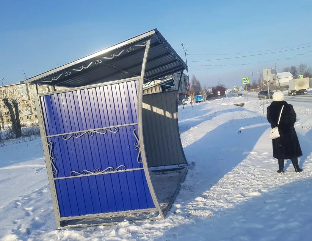 Подслушано тавда в контакте. Остановка новый городок. Остановка деревня новая. Тавда остановка. Остановка новинка Балаково.