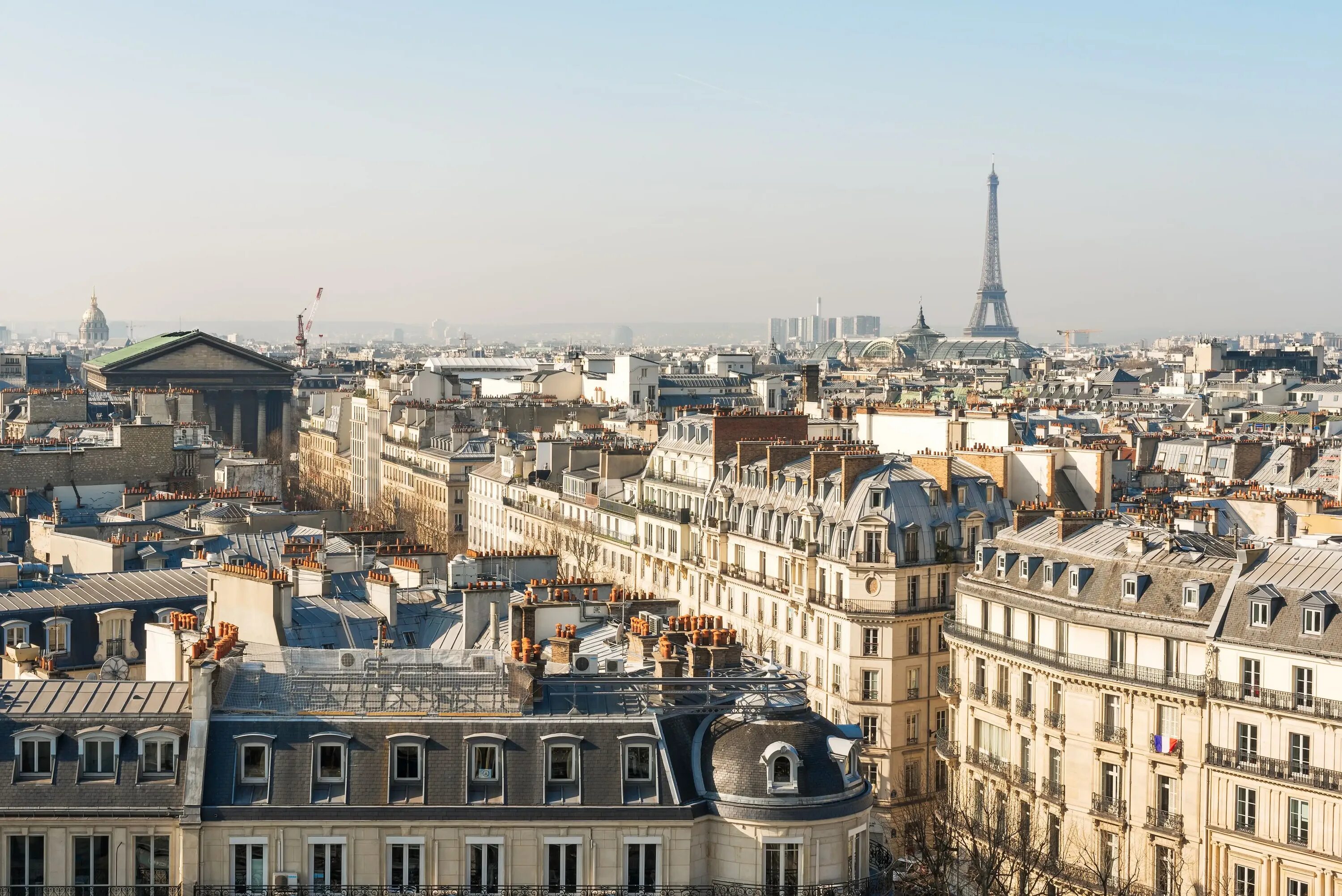 Французские главные города. Париж столица Франции. Парижские крыши. Французская крыша. Крыши Франции.