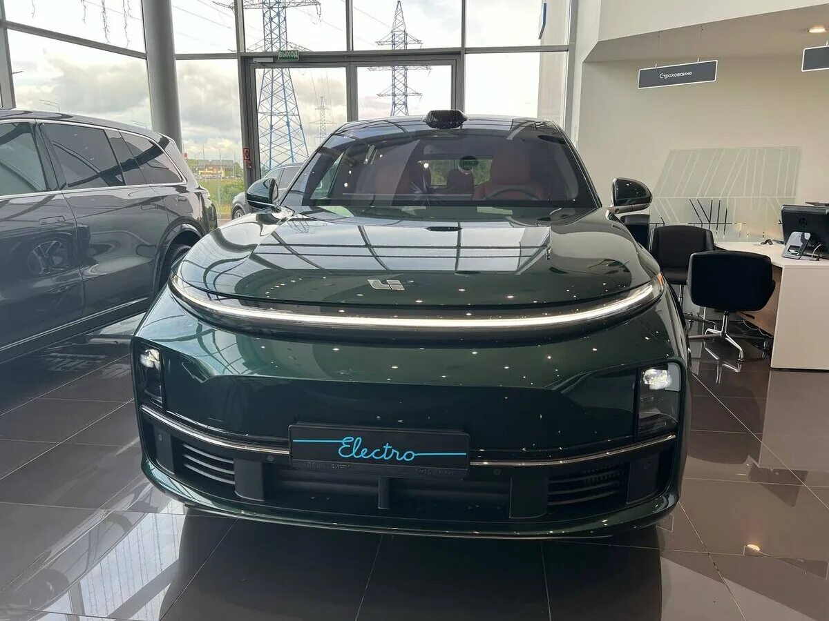 Как заряжать lixiang. Lixiang l7 зеленый. автомобиль lixiang l7. lixiang 7. автомобиль лисян l7.