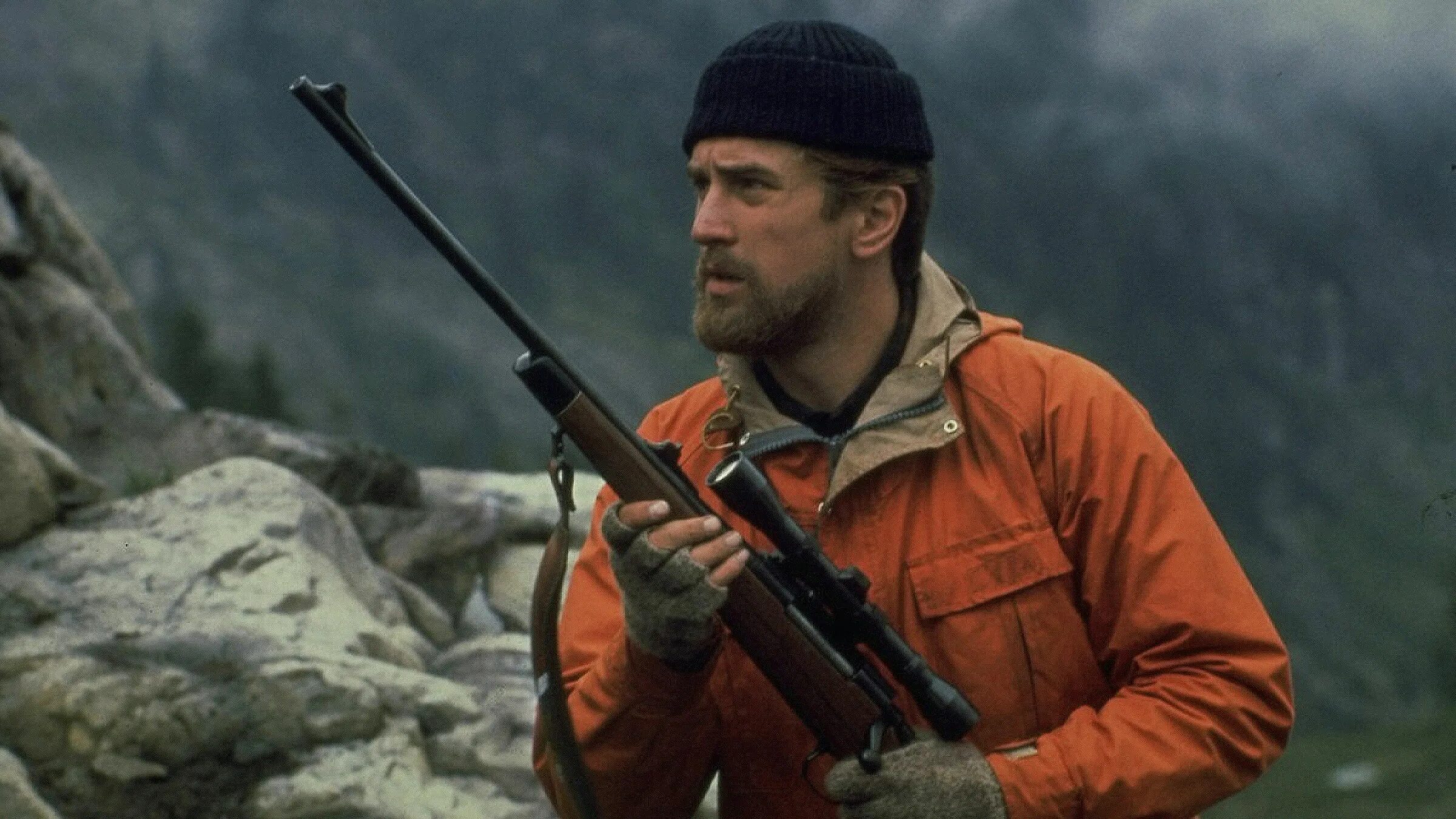 Охотник the hunter, 2011. Уильям дефо охотник. Охотник на оленей рулетка. Мадс миккельсен охота. Кинофильмы охотник.