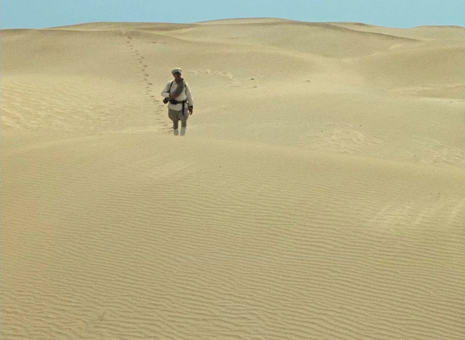 белое солнце пустыни место съемок. белое солнце пустыни кадры со съемок. баркас верещагина в фильме белое солнце пустыни. где снималось солнце в пустыне. белое солнце пустыни фильм 1970.