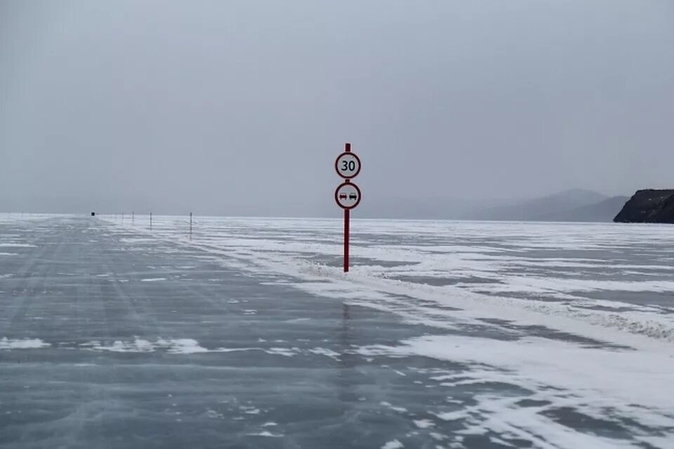 Ледовая переправа услон. Ледовая переправа Казань верхний Услон. Ледовая переправа Аракчино верхний. Ледовая переправа Аракчино верхний Услон. Ледовая переправа на Ольхон.