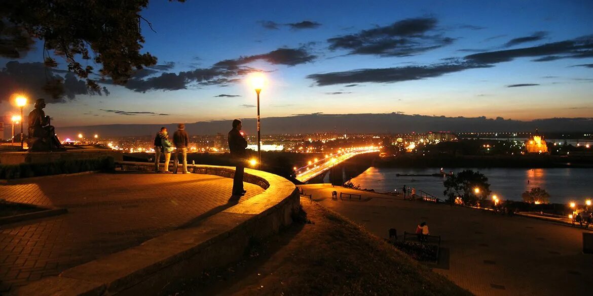 Завод загрязнения атмосферы нижний новгород. Вспышки над нижним новгородом фото. Атмосферно нижний новгород. Коромыслова башня нижний новгород фото. Нижний новгород зимой 2023 зимой.