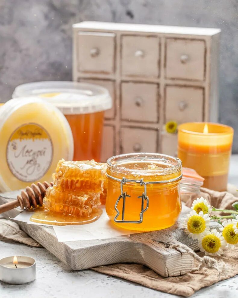 Медовый спас. Медовый найти. Всэ меда. Соты. Соты пчелиные.