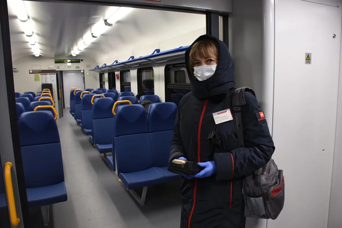 Эп2д Новокузнецк Междуреченск. Эп2д электропоезд Новокузнецк. Электропоезд Новокузнецк Междуреченск. Электричка Междуреченск Новокузнецк.