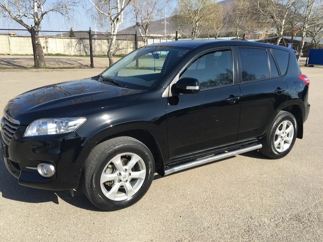 Купить тойота рав в краснодаре. Toyota RAV 4 2010 черный. Toyota rav4 2010 года. Рав 4 2010 Рестайлинг. Чёрный Toyota rav4 2008.