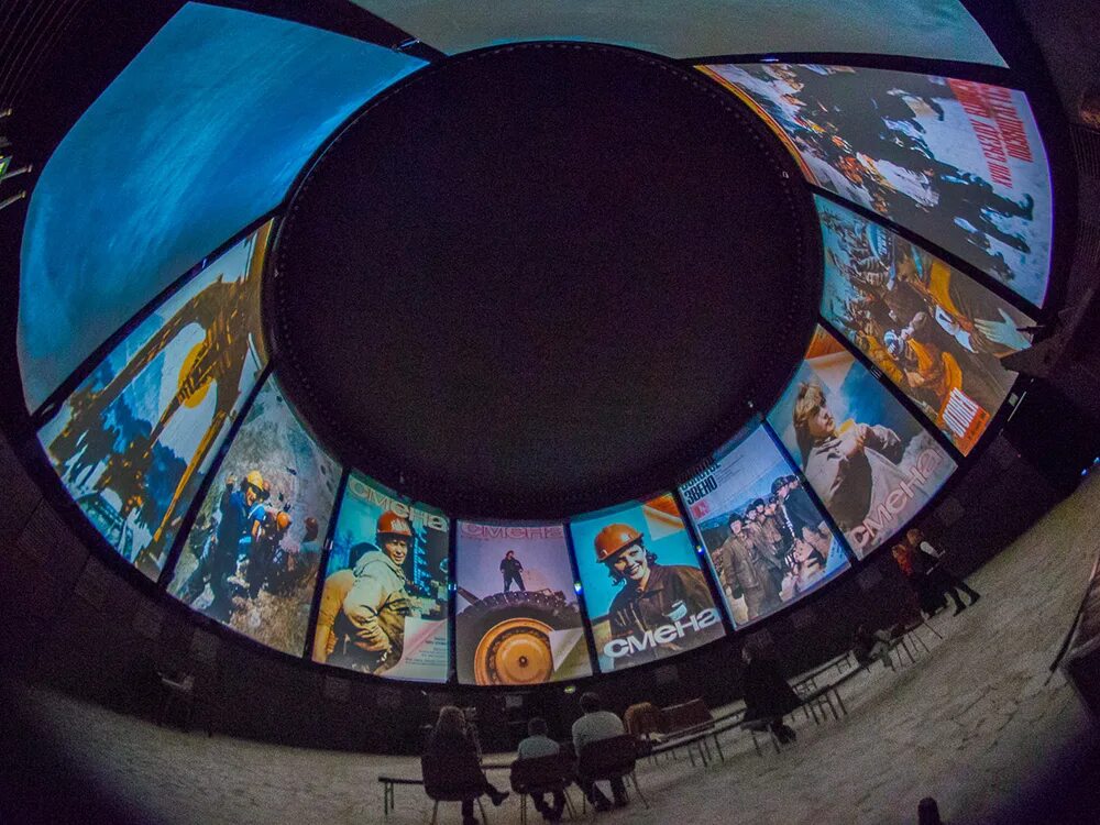 Первый павильон вднх каток. Лстк павильон 20 * 10 метров. Павильон белоруссия на вднх в москве. Павильон 74. Копирка фото.