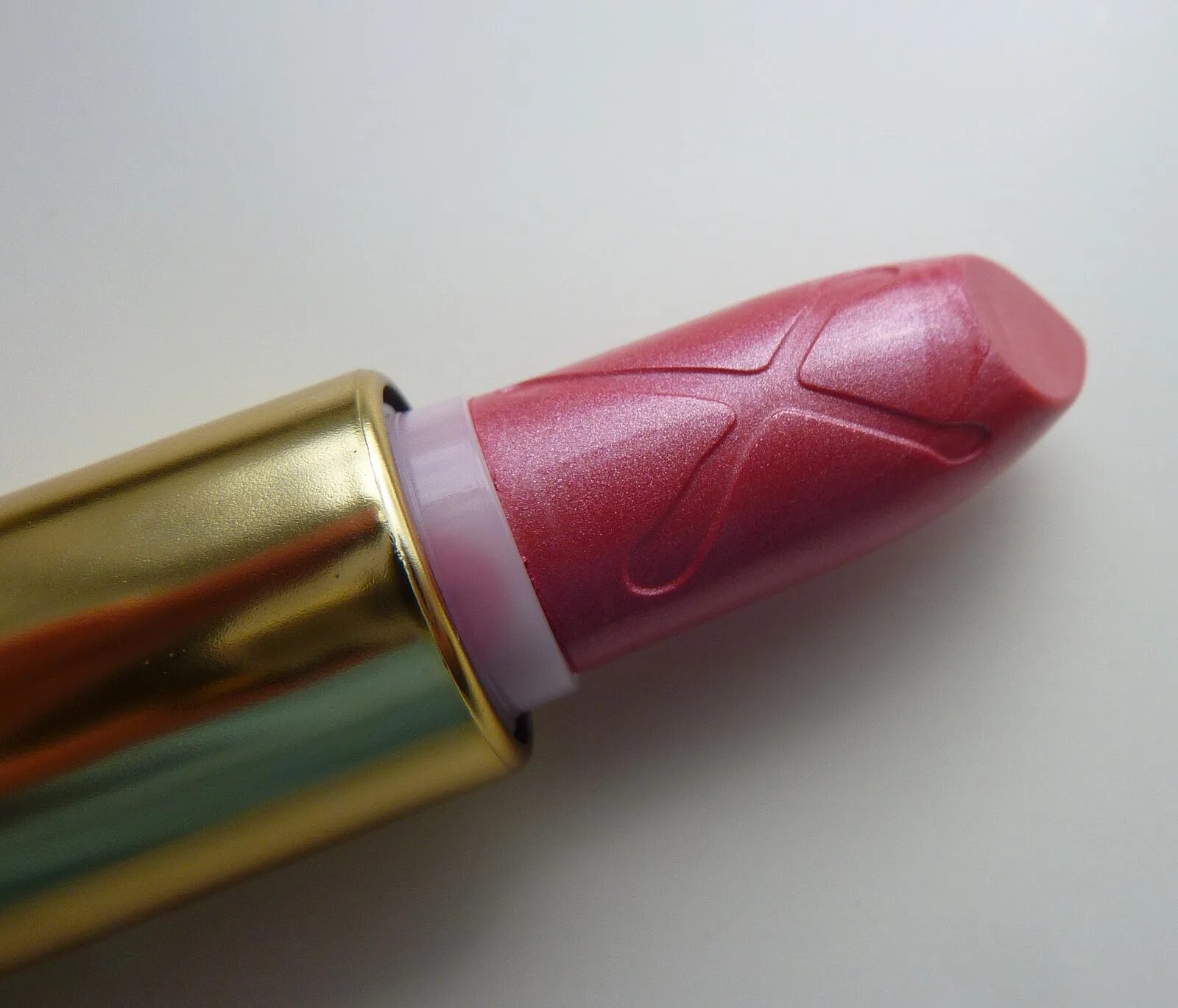 Max Factor Colour Elixir помада 090. Max Factor Colour Elixir Lipstick. Max Factor Colour Elixir Lipstick 100. Max Factor Colour Elixir 090 English Rose. Губная помада макс фактор