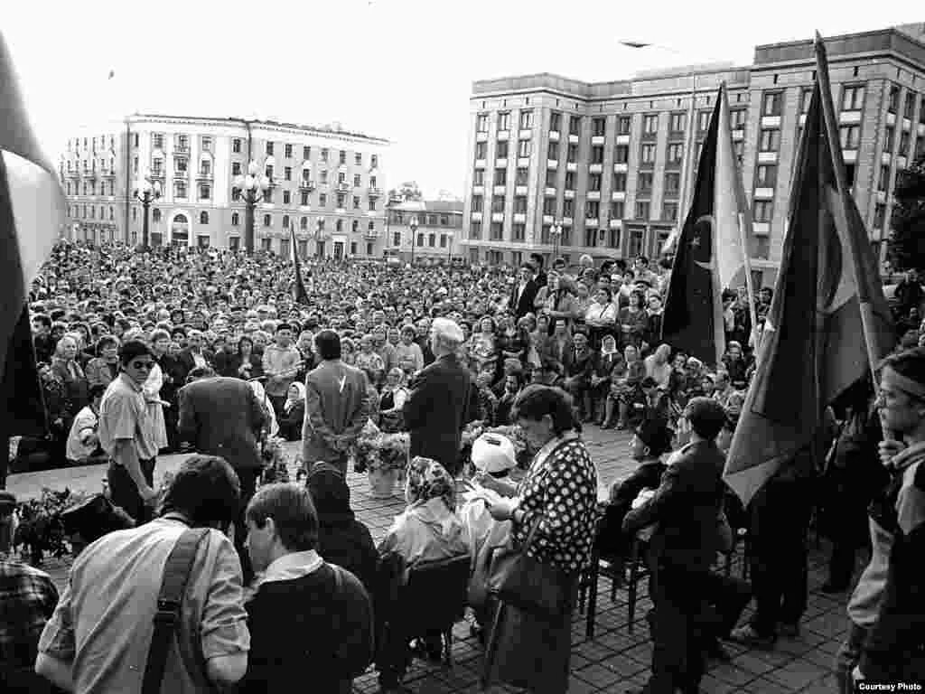 Какие события произошли в татарстане в 1992. Татарстан 1992 год. референдум в татарстане в 1992. казань 1990 год. татарстан референдум о независимости 1992.